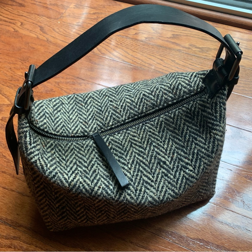 BANANA REPUBLIC Brown Woven Wool Blend & Black Tote Bag